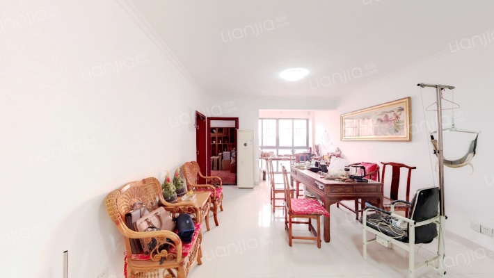 香槟小镇二手房实景图