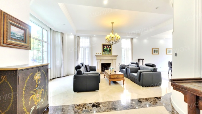 创世纪别墅二手房实景图