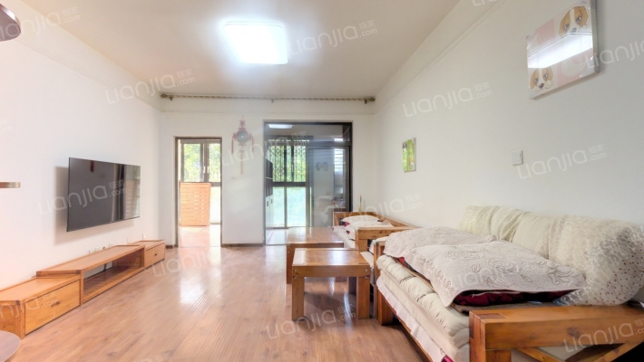 岭秀都江1期二手房实景图