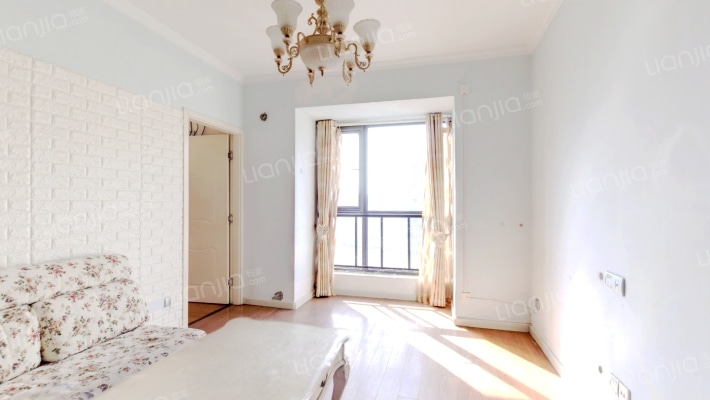升龙国际中心A区二手房实景图