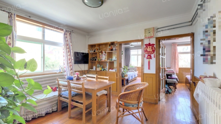 抚顺路11号小区二手房实景图