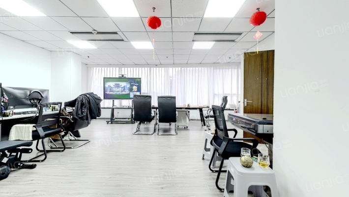 安达商务大厦二手房实景图