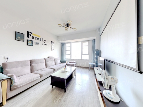 整租·金科天宸A区 3室1厅 东南