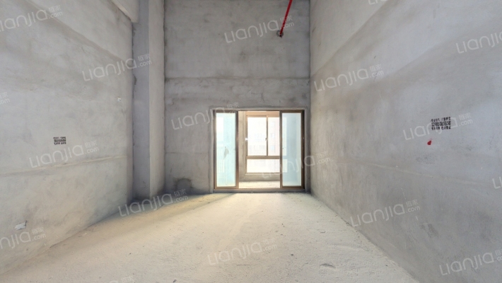 时代广场二手房实景图