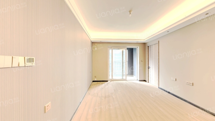 万科大都会云境二手房实景图