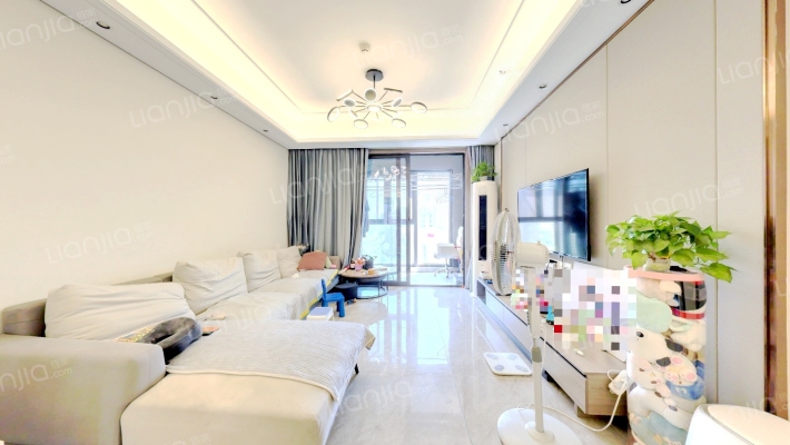 保利大都会尚湖二手房实景图