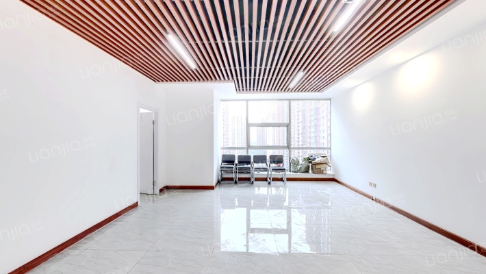 沿海国际中心二手房实景图