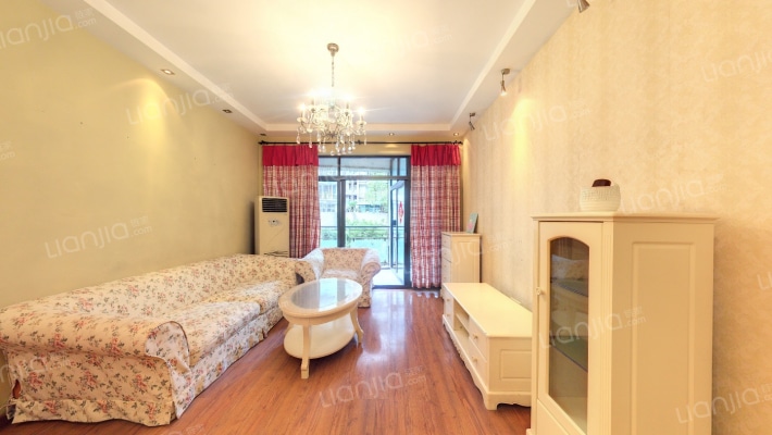 南方新城东苑二手房实景图