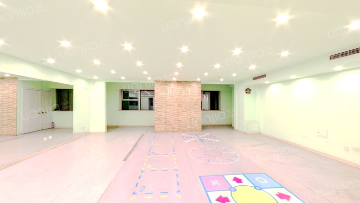 华世隆国际公寓二手房实景图