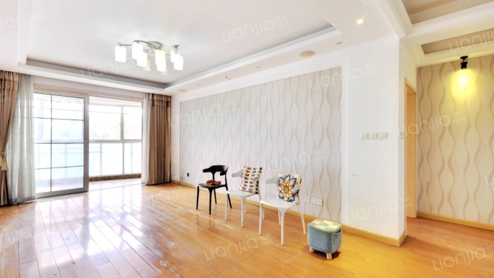 名庭花苑二手房实景图