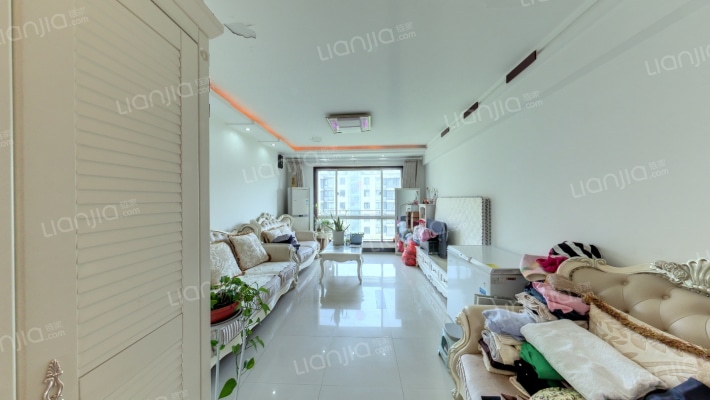 蓝山国际公寓二手房实景图