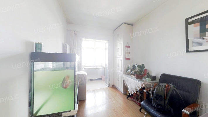 荣迁里二手房实景图