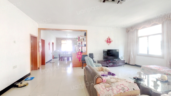 再就业综合市场二手房实景图