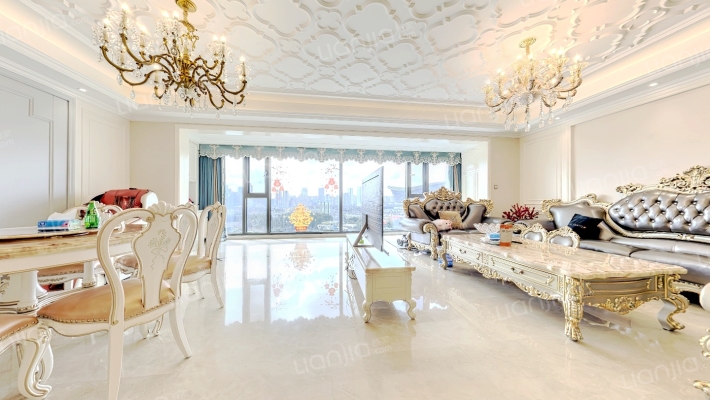 复地金融岛二手房实景图