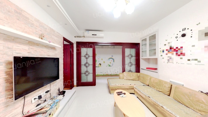 融晟红郡二手房实景图