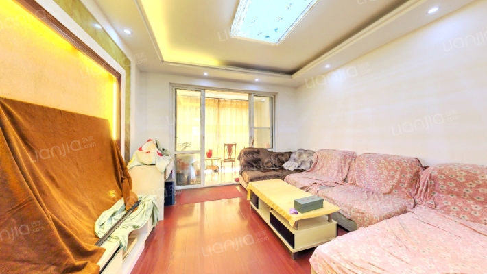 新景水岸二手房实景图