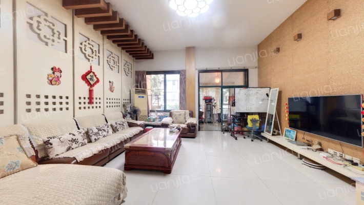 春语花间二手房实景图