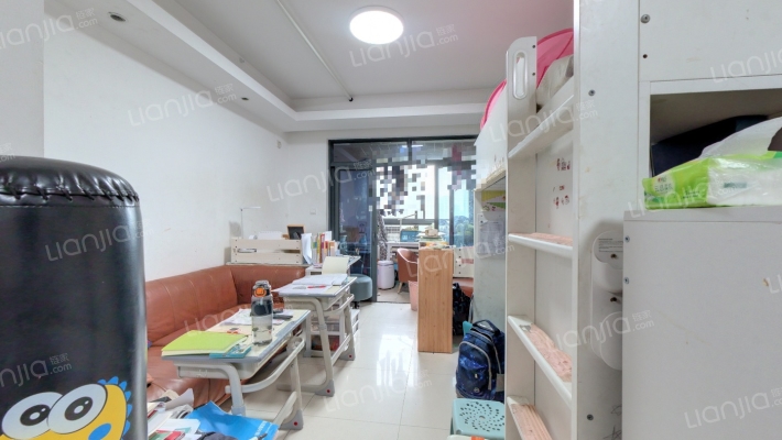 新城金郡1399弄二手房实景图