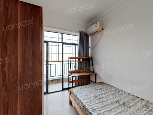 合租·保利心语三期 7居室 南/北卧