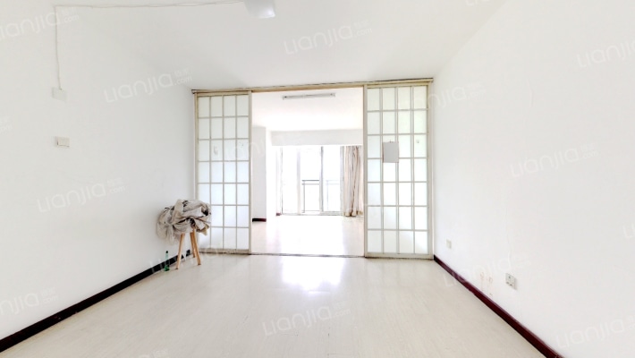 远见名苑二手房实景图