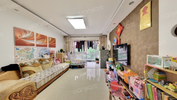 鲁辉国际城六区二手房实景图