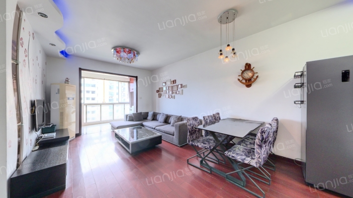 澳利雅苑二手房实景图