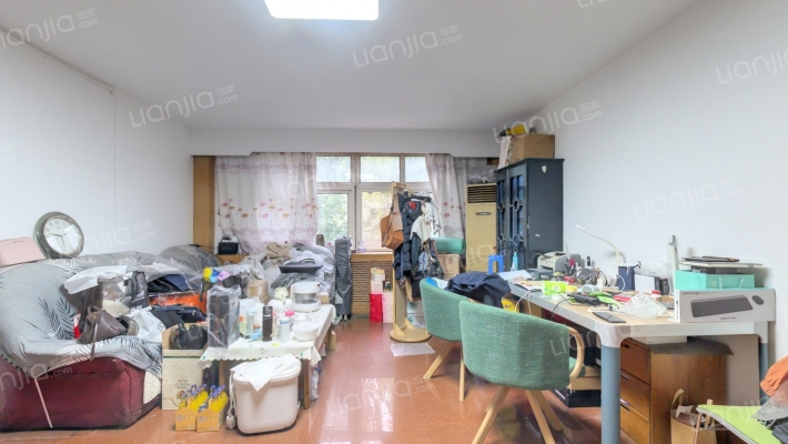 旅游宿舍二手房实景图