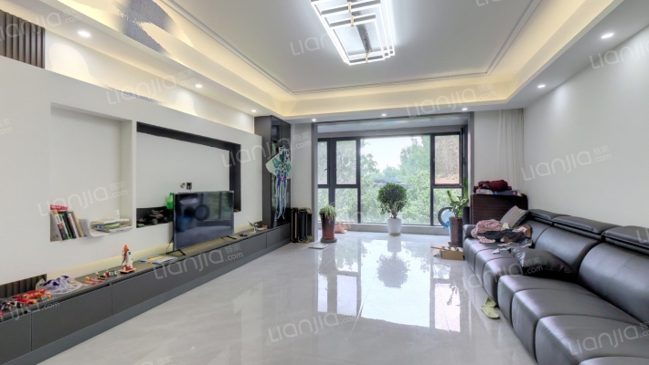 融创融信园二手房实景图