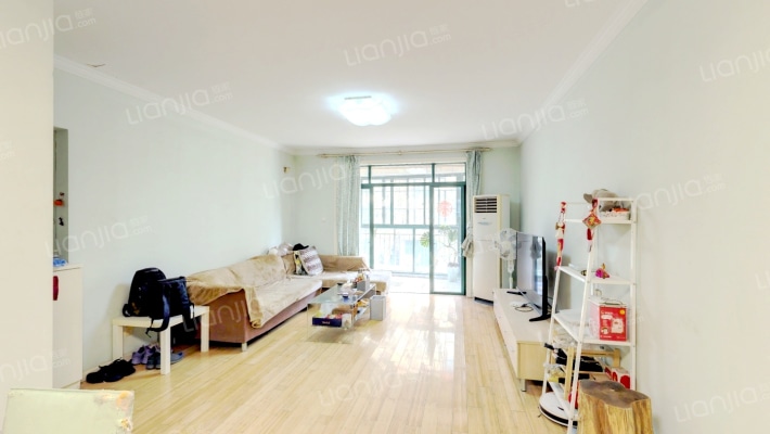 东方滨港园二手房实景图