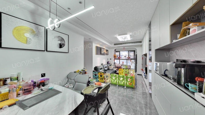 保利和光晨樾二期二手房实景图