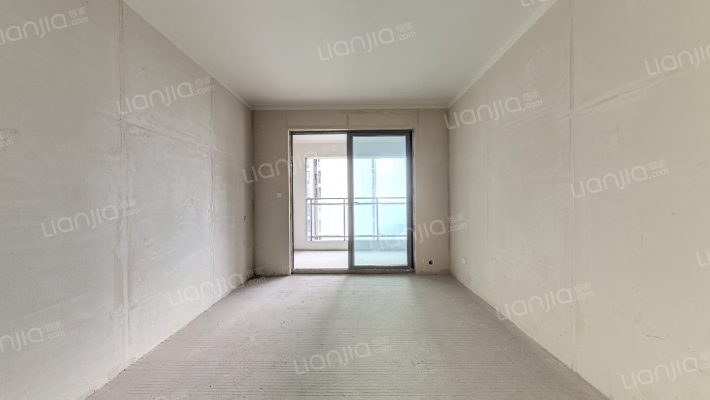 中建御湖壹号E御城二手房实景图