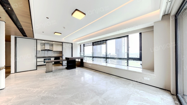 绿城桂冠东方二区二手房实景图