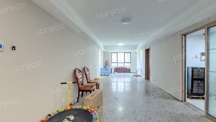 高铁城二手房实景图