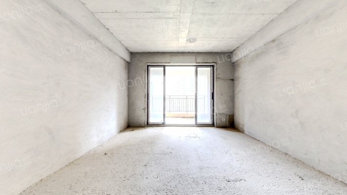 水岸花山二手房实景图