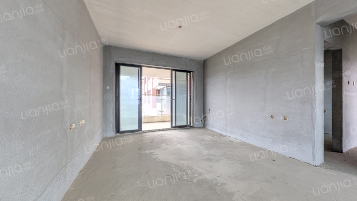 七里香堤花园二手房实景图