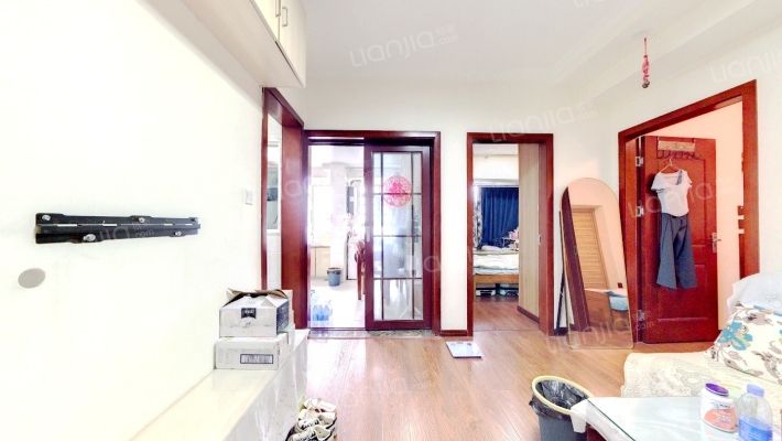 新贵公馆二手房实景图