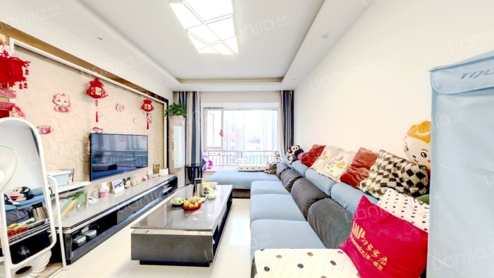 天府逸家一期二手房实景图