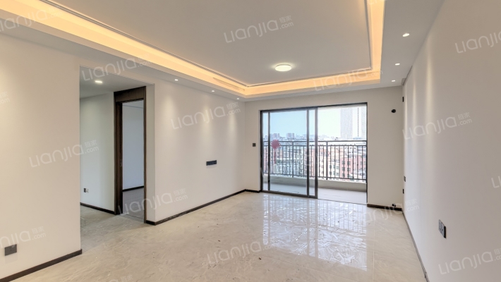 奥园翡翠澜湾二手房实景图