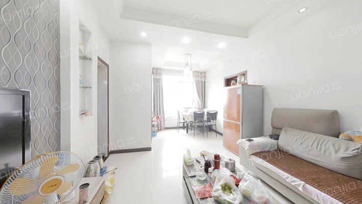 龙腾新苑二手房实景图