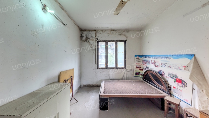 鲤鱼池二手房实景图