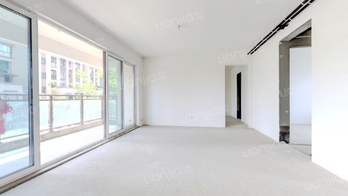 雍锦堰府二手房实景图