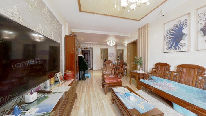 三正卧龙山一号二手房实景图