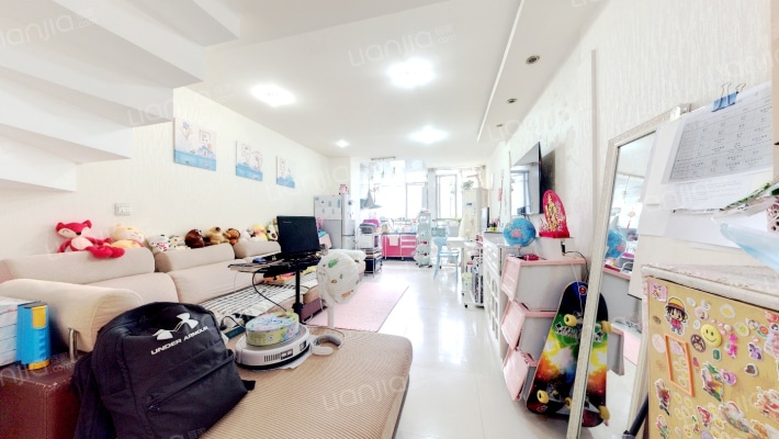 楠丽湾二手房实景图