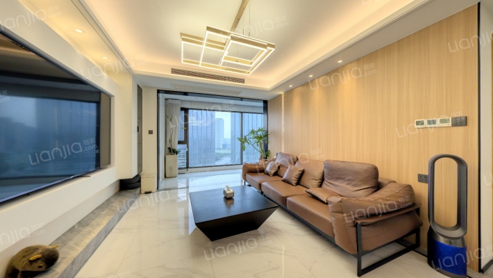 中海左岸澜庭二手房实景图