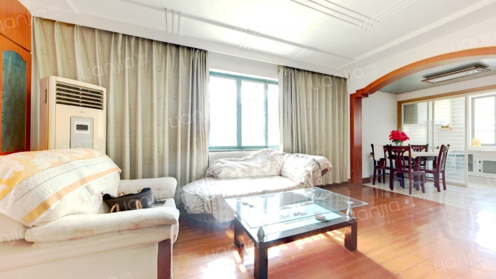 金港晶港湾二手房实景图