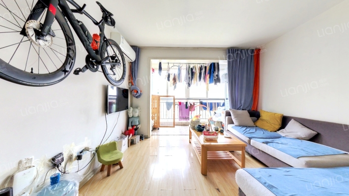 京峰雅居二手房实景图