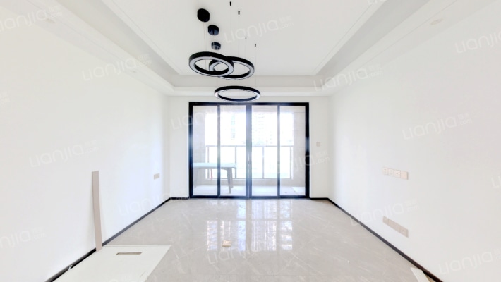 珑湾祥云二手房实景图