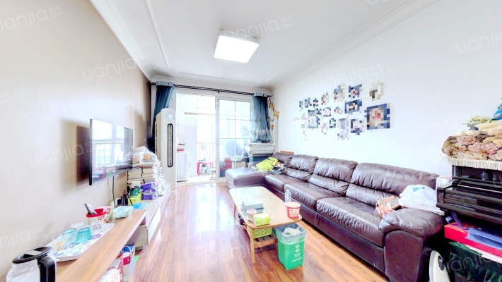 蓝天绿园二手房实景图