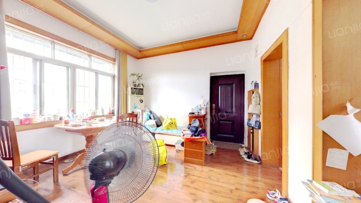 华师一初中部家属区二手房实景图