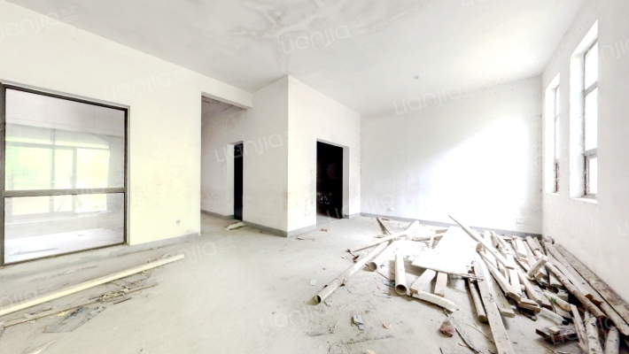 绿地圣罗兰二手房实景图